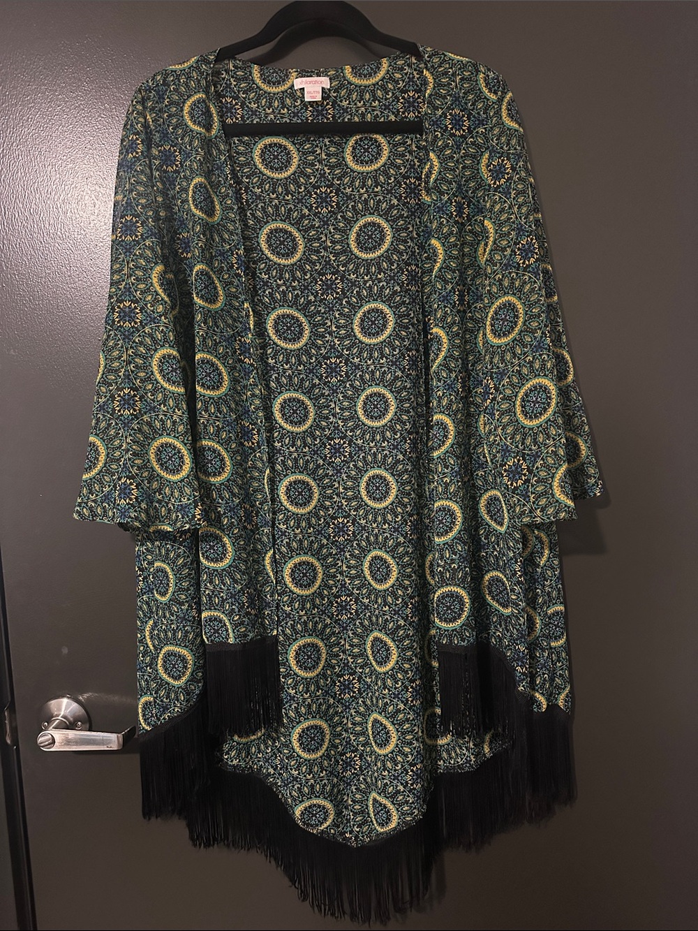 Xhilaration Green and Yellow Medallion Fringe Kimono